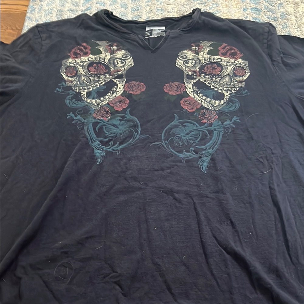 INC International Concepts Black and Red Skull Motif Tee
